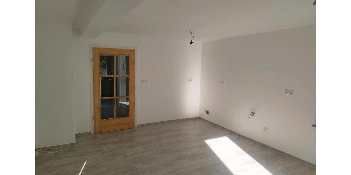 Einfamilienhaus Knetzgau - 3 Zimmer, 79 m&sup2;, 159.000&euro; | Angebot:27209552