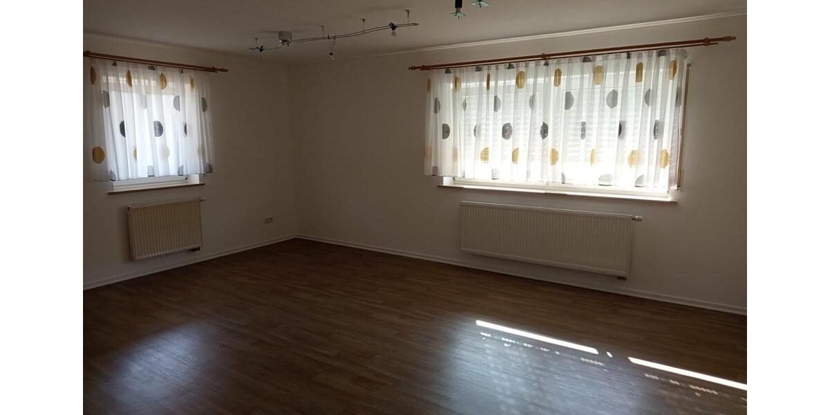 Erdgeschoßwohnung Frensdorf - 2 Zimmer, 80 m&sup2;, 750&euro; | Angebot:26394208