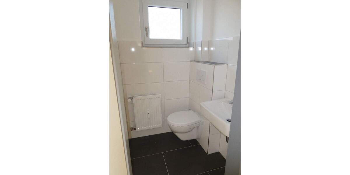 Etagenwohnung Baiersdorf - 4 Zimmer, 100 m&sup2;, 1.200&euro; | Angebot:25797254