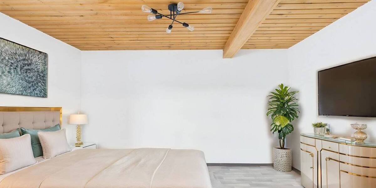 Einfamilienhaus Rentweinsdorf - 7 Zimmer, 218 m&sup2;, 495.000&euro; | Angebot:25696959