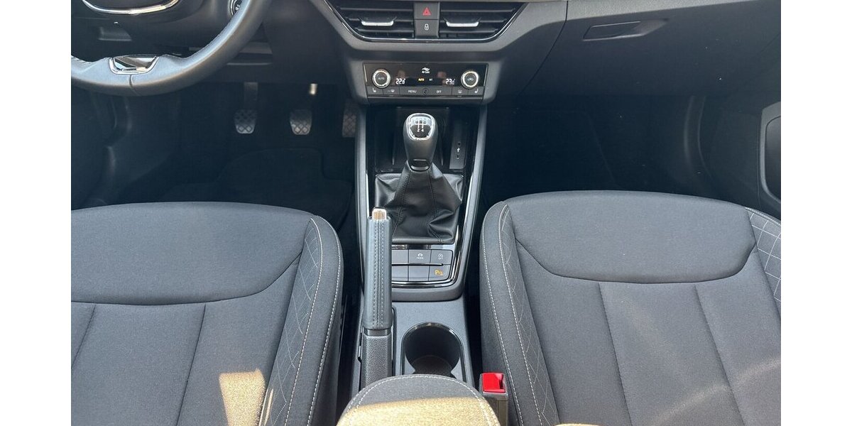 Skoda Scala TSi Clever * LED/Navi-Amundsen/virt.Cockpit/ 27.272 km 17.490 &euro; Bamberg 96052