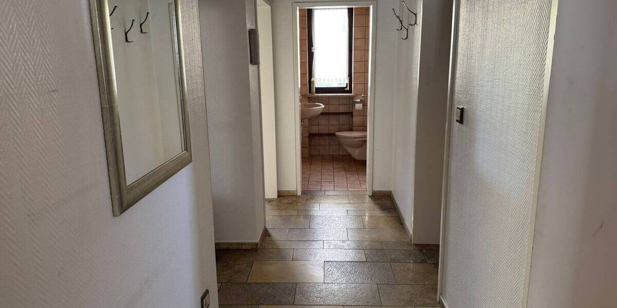 Mehrfamilienhaus, Wohnhaus Frensdorf Reundorf - 7 Zimmer, 169 m&sup2;, 320.000&euro; | Angebot:25996445