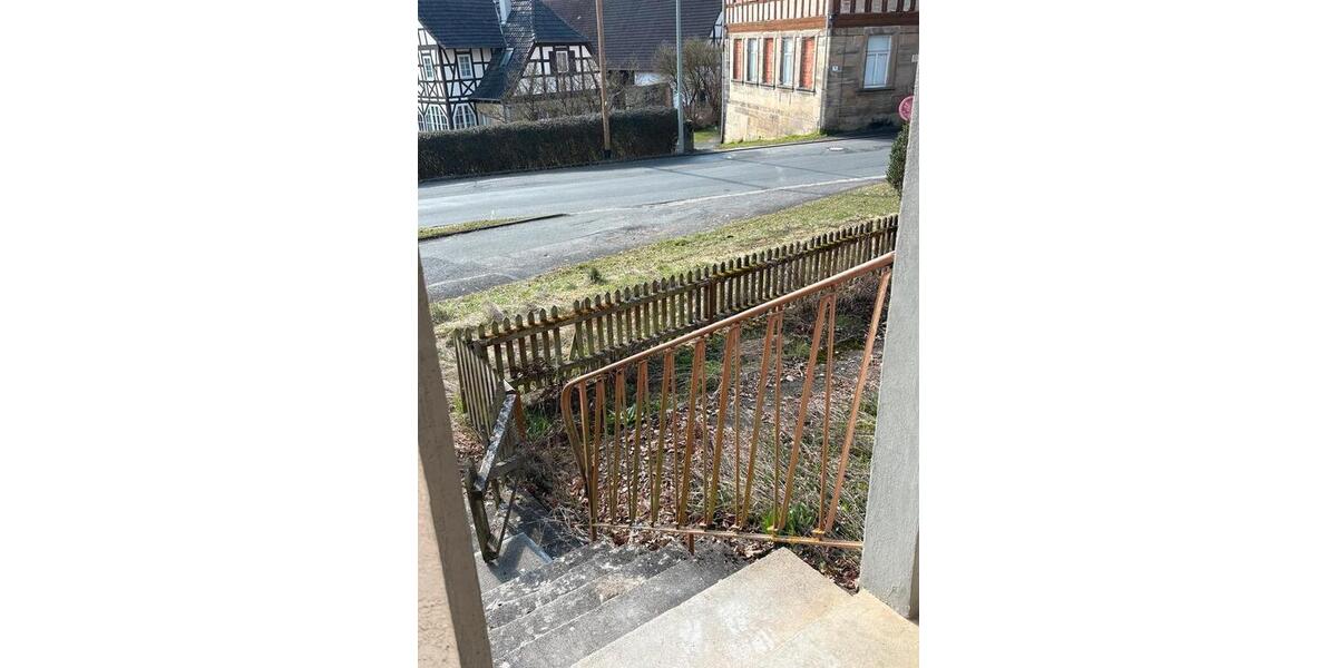 Bauernhaus, Landhaus Ebensfeld - 3 Zimmer, 110 m&sup2;, 109.000&euro; | Angebot:25868385