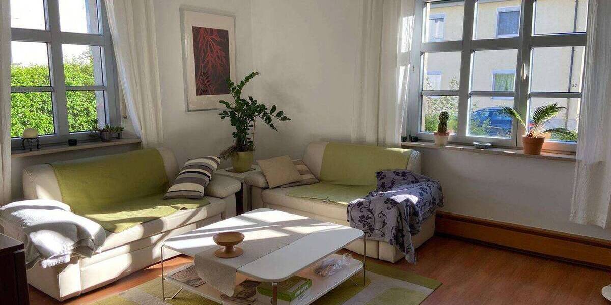 Etagenwohnung Forchheim - 2 Zimmer, 77 m&sup2;, 760&euro; | Angebot:26319680