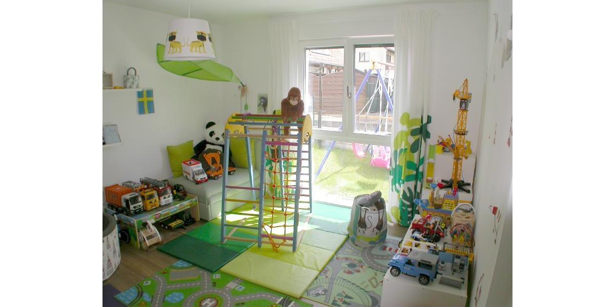 4 Zi. Erdgeschoss Wohnung mit Garten und 2 Stellplätzen - Etagenwohnung Höchstadt | Angebot:26802455