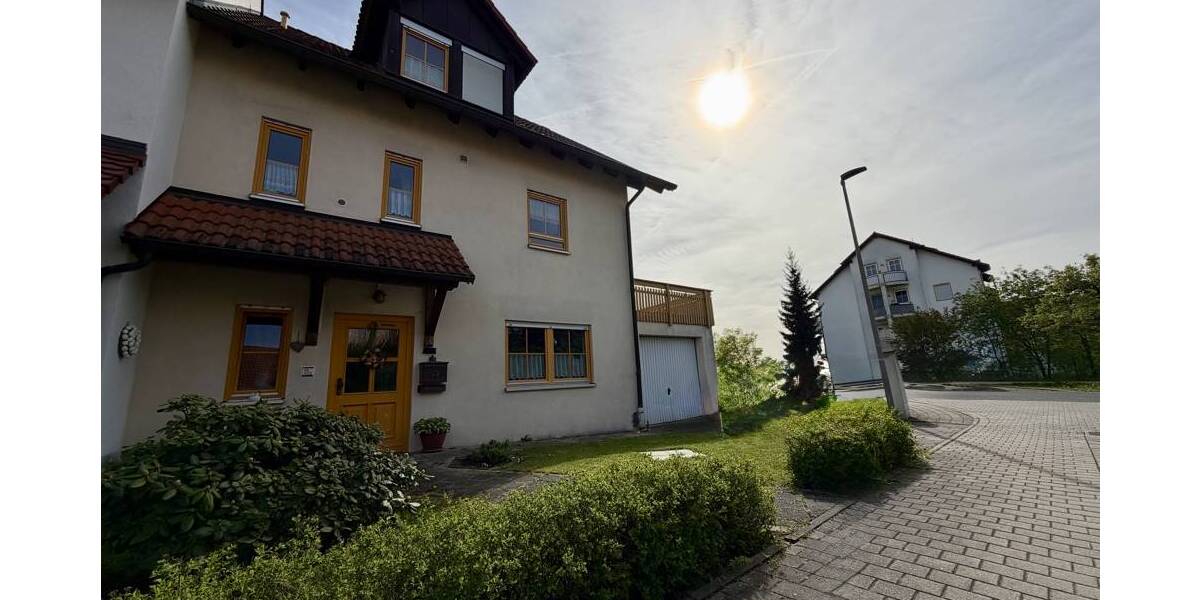 Doppelhaushälfte Hirschaid Seigendorf - 6 Zimmer, 166 m&sup2;, 570.000&euro; | Angebot:26433341