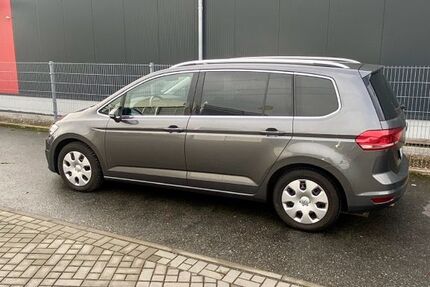 VW Touran 117.500 km 15.400 &euro; Forchheim 91301