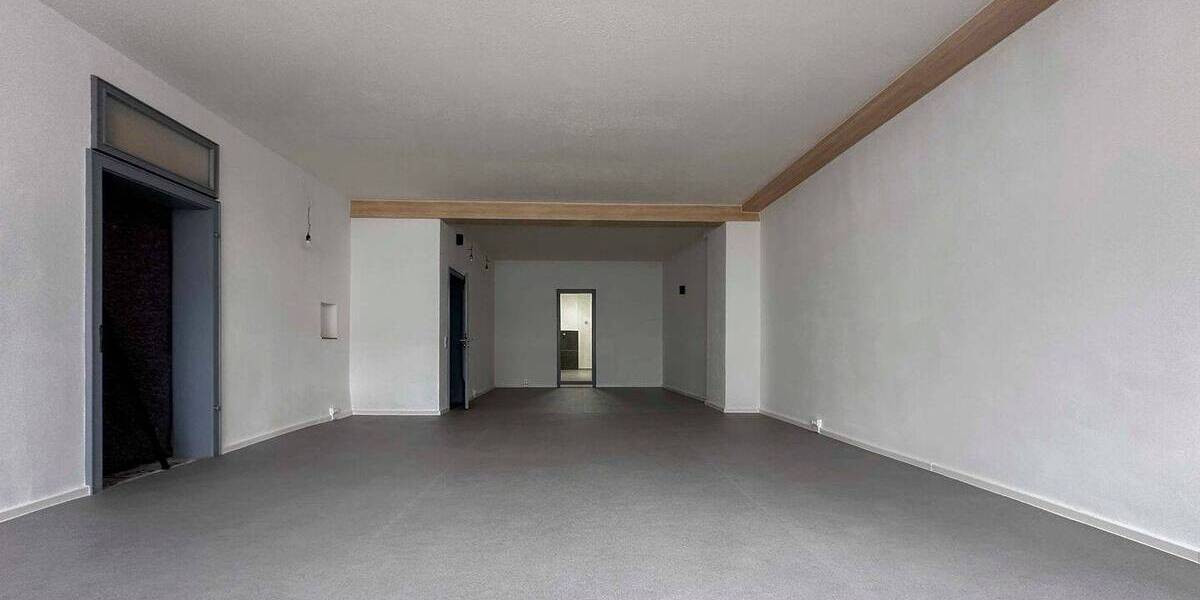 Gewerbeobjekt Hollfeld - 7 Zimmer, 375.000&euro; | Angebot:26319464
