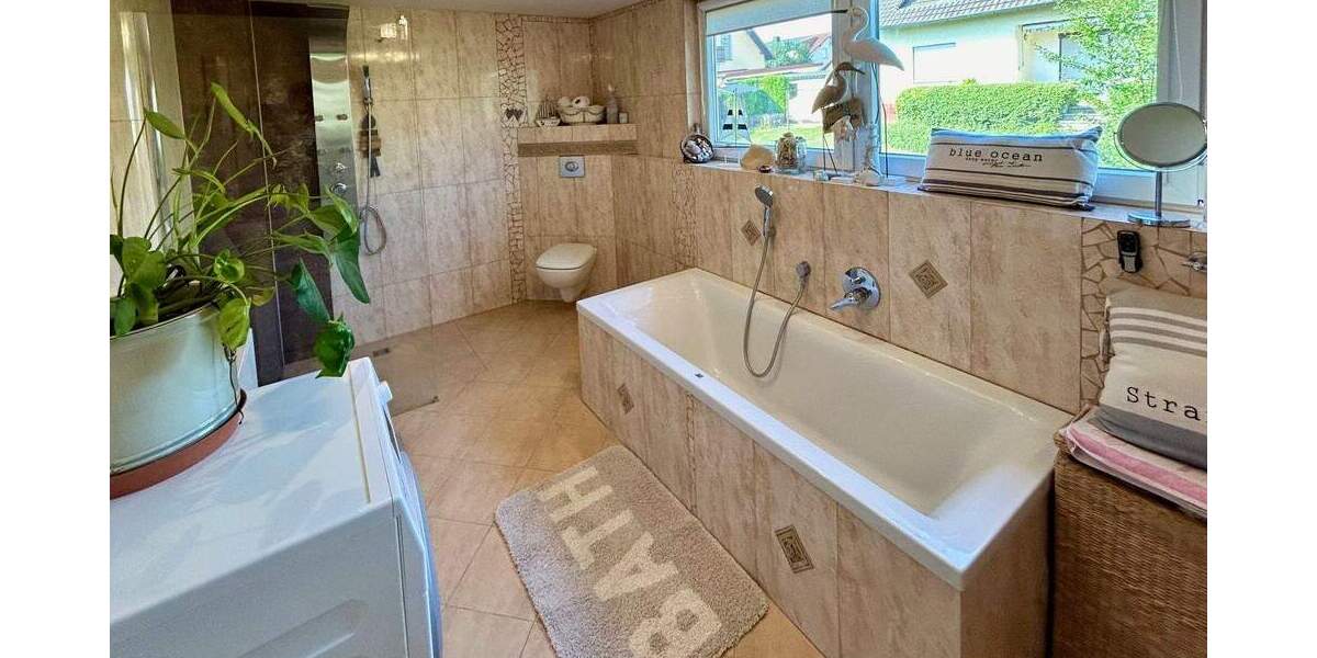 Mehrfamilienhaus, Wohnhaus Höchstadt a. d. Aisch Etzelskirchen - 9 Zimmer, 266 m&sup2;, 505.000&euro; | Angebot:25701550