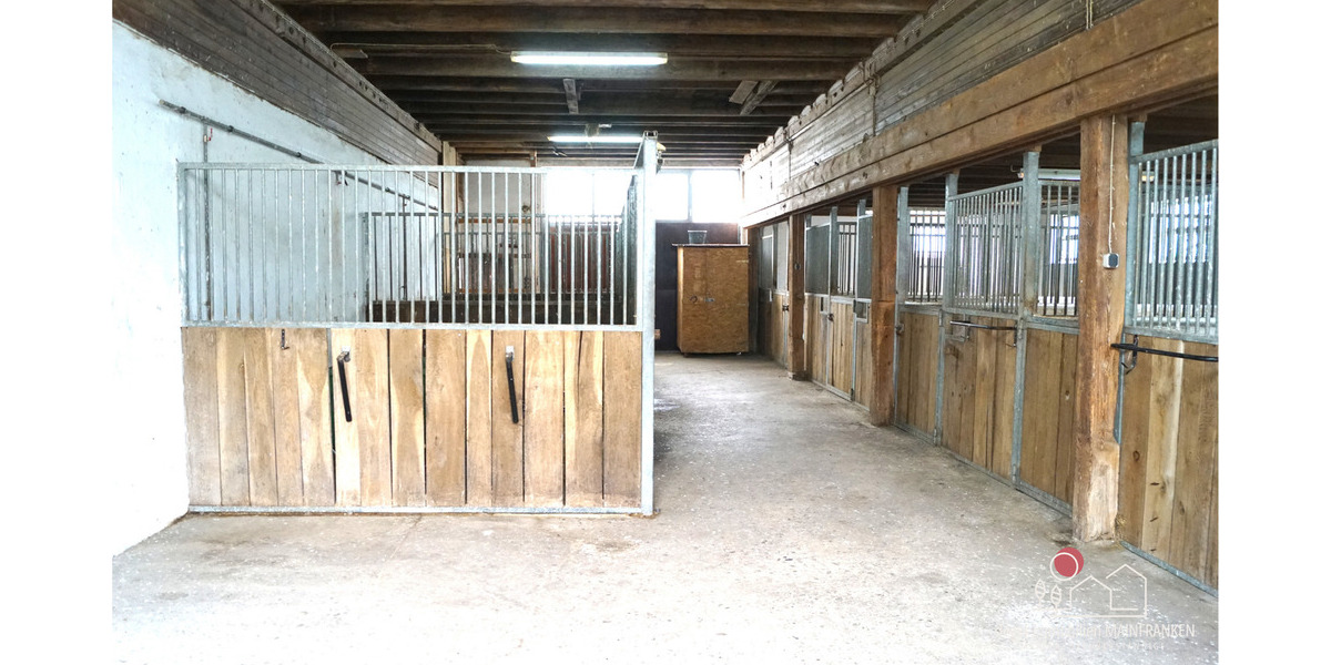 Gewerbeobjekt Rauhenebrach Untersteinbach - 8 Zimmer, 206 m&sup2;, 590.000&euro; | Angebot:25957466