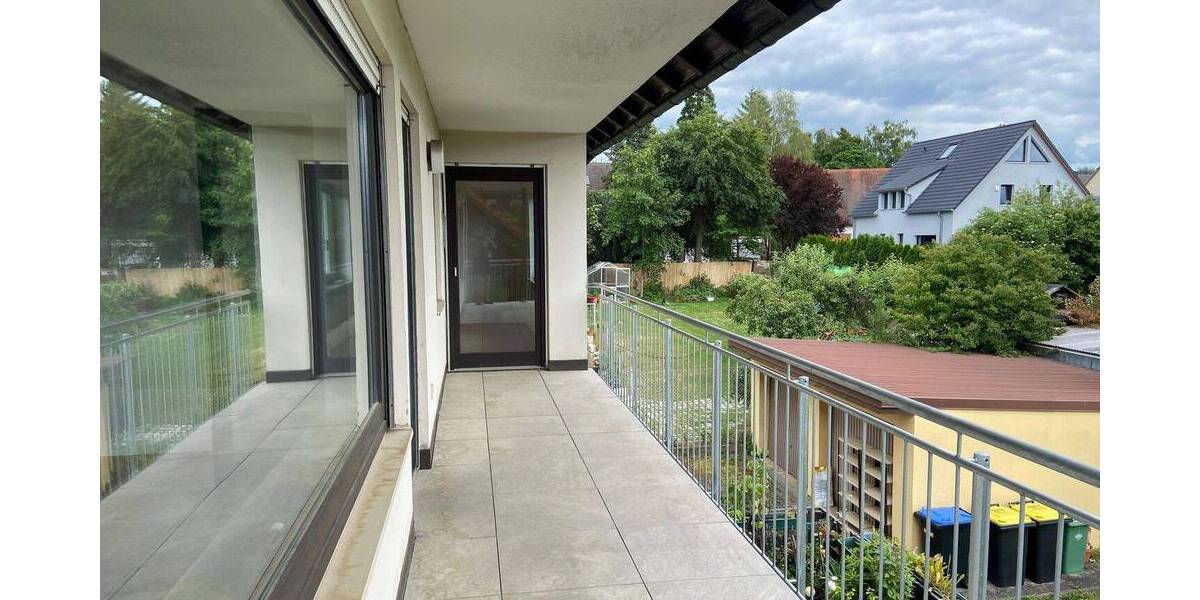 Etagenwohnung Forchheim - 3 Zimmer, 100 m&sup2;, 980&euro; | Angebot:26803825
