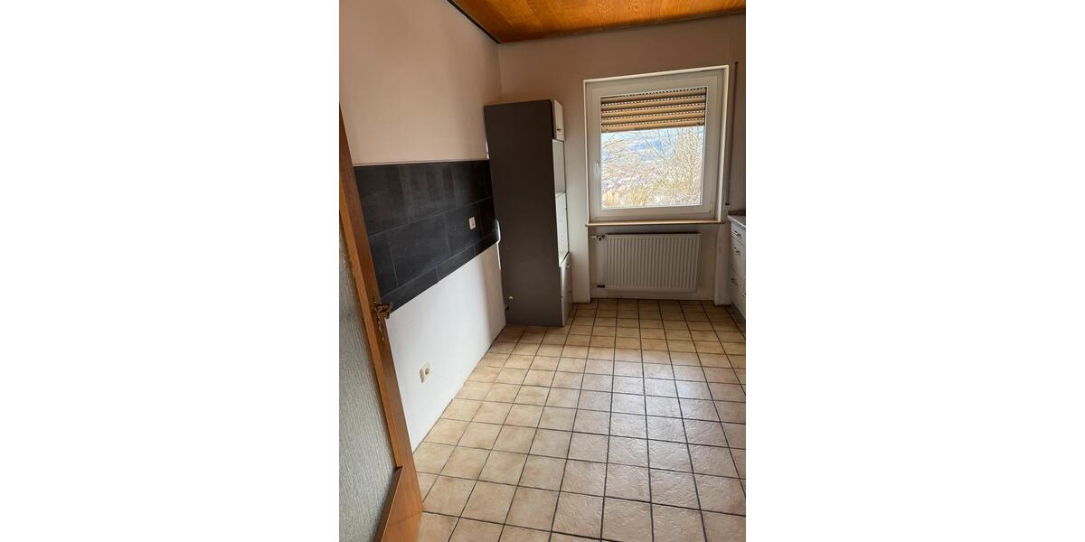 Etagenwohnung Ebelsbach - 3 Zimmer, 65 m&sup2;, 450&euro; | Angebot:25917494