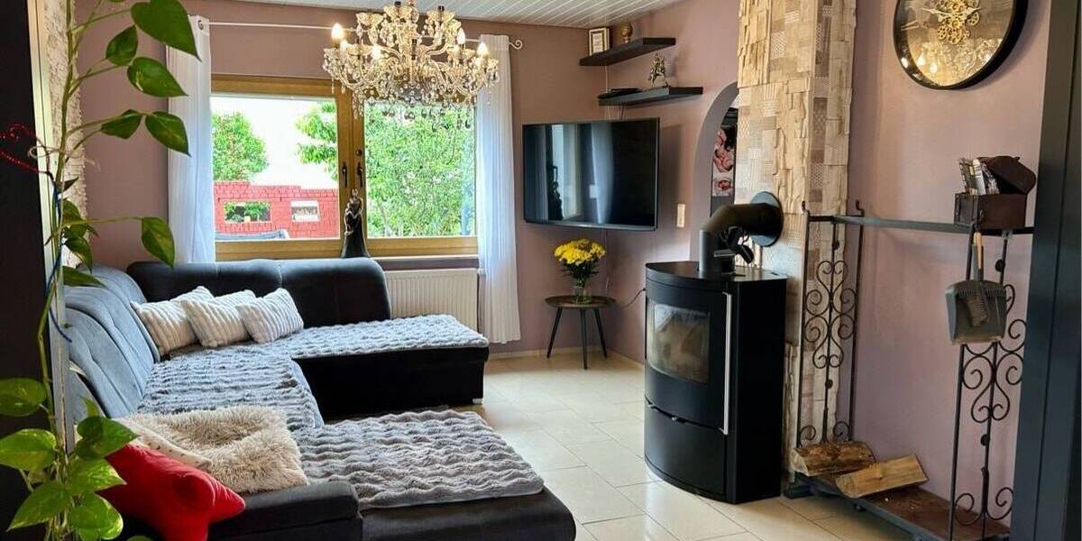 Einfamilienhaus Burghaslach - 6 Zimmer, 114 m&sup2;, 349.000&euro; | Angebot:25671202