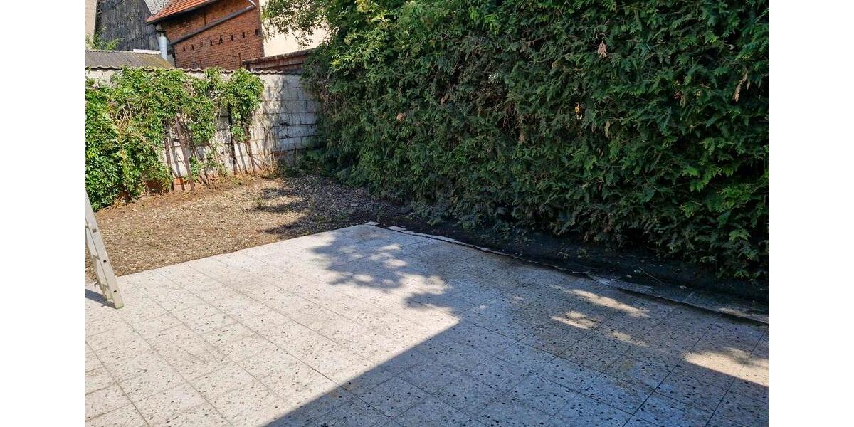 Einfamilienhaus Hallstadt - 11 Zimmer, 450 m&sup2;, 2.000&euro; | Angebot:21621278