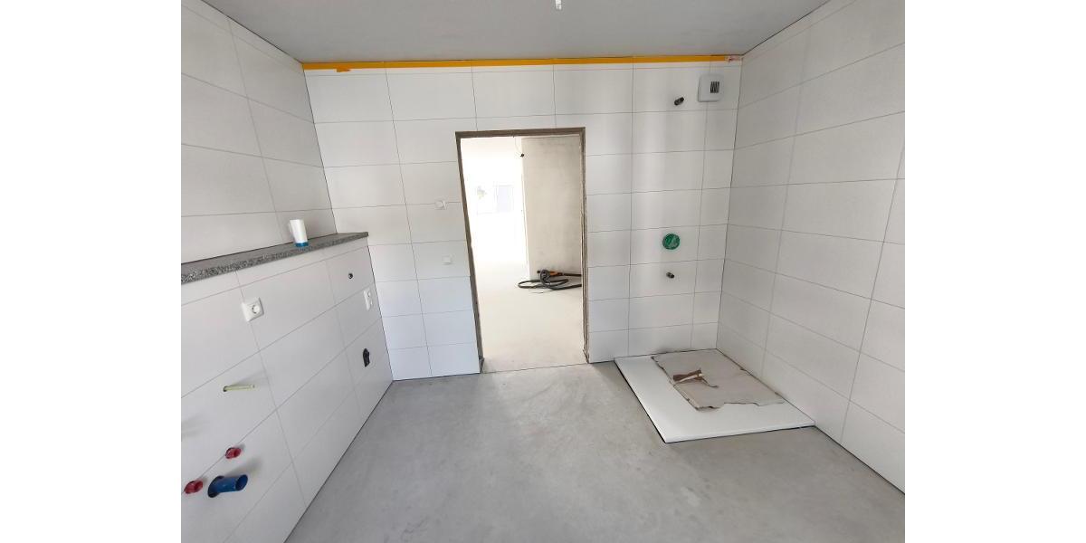 4 Zi. Wohnung (Nr. 7) im OG mit Balkon - Etagenwohnung Adelsdorf OT | Angebot:26785974