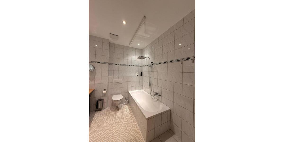 Etagenwohnung Bamberg Gereuth - 3 Zimmer, 118 m&sup2;, 1.595&euro; | Angebot:25989115