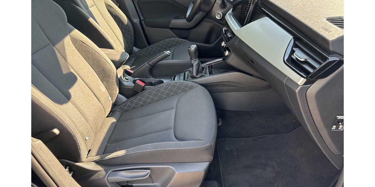 Skoda Scala TSi Clever * LED/Navi-Amundsen/virt.Cockpit/ 27.272 km 17.490 &euro; Bamberg 96052