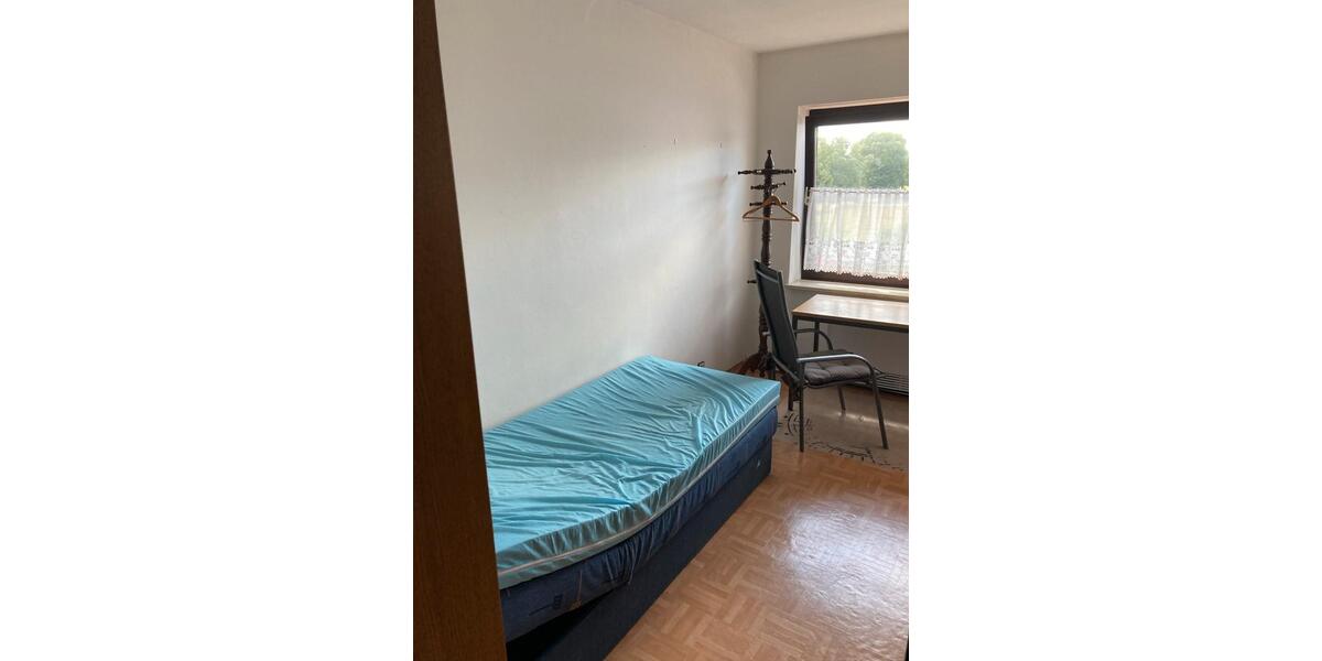 Etagenwohnung Uehlfeld - 1 Zimmer, 450&euro; | Angebot:21324312