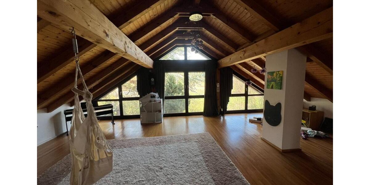 Einfamilienhaus Oberaurach - 8 Zimmer, 400 m&sup2;, 790.000&euro; | Angebot:25922331