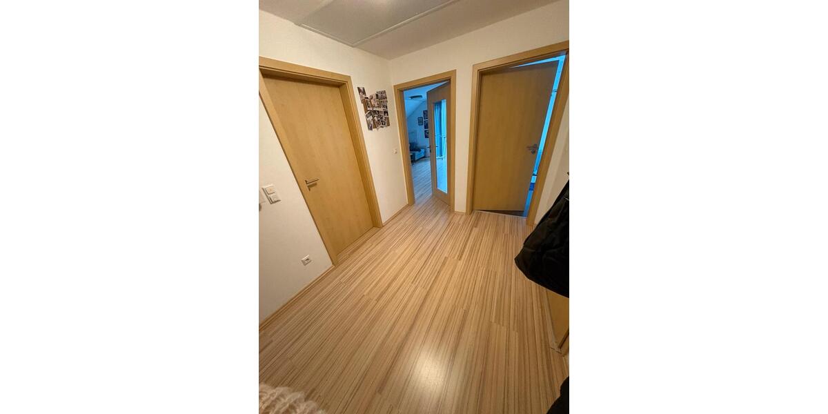 Dachgeschoßwohnung Memmelsdorf - 3 Zimmer, 72 m&sup2;, 235.000&euro; | Angebot:25451556