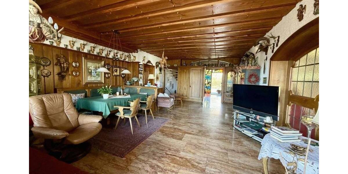 Einfamilienhaus Baunach - 9 Zimmer, 273 m&sup2;, 495.000&euro; | Angebot:26154527