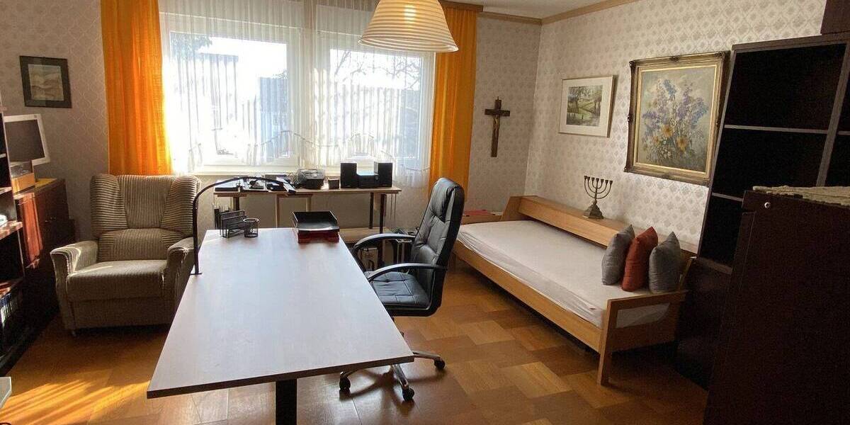 Einfamilienhaus Burghaslach Fürstenforst - 5 Zimmer, 127 m&sup2;, 229.000&euro; | Angebot:26064998