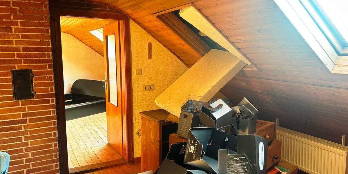 Doppelhaushälfte Ebelsbach - 4 Zimmer, 110 m&sup2;, 198.000&euro; | Angebot:25729024
