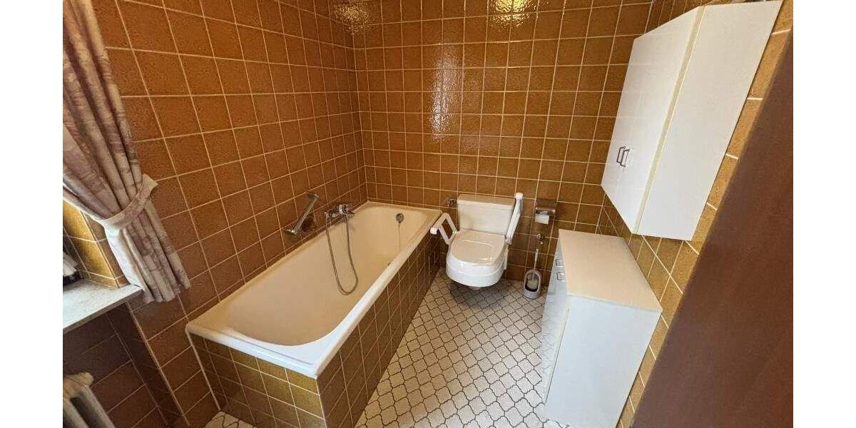 Einfamilienhaus Möhrendorf - 8 Zimmer, 180 m&sup2;, 749.000&euro; | Angebot:25896070