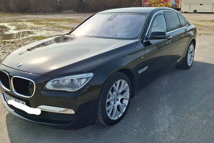 BMW 750 222.286 km 19.500 &euro; Höchstadt / Aisch 91315