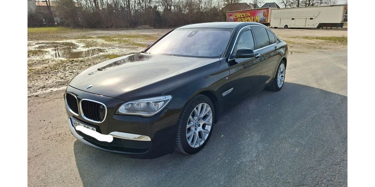 BMW 750 222.286 km 19.500 &euro; Höchstadt / Aisch 91315