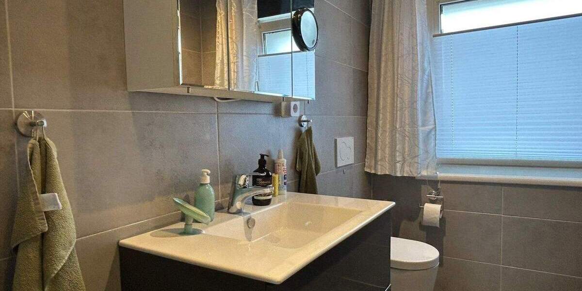 Etagenwohnung Wachenroth - 4 Zimmer, 132 m&sup2;, 299.000&euro; | Angebot:25700813