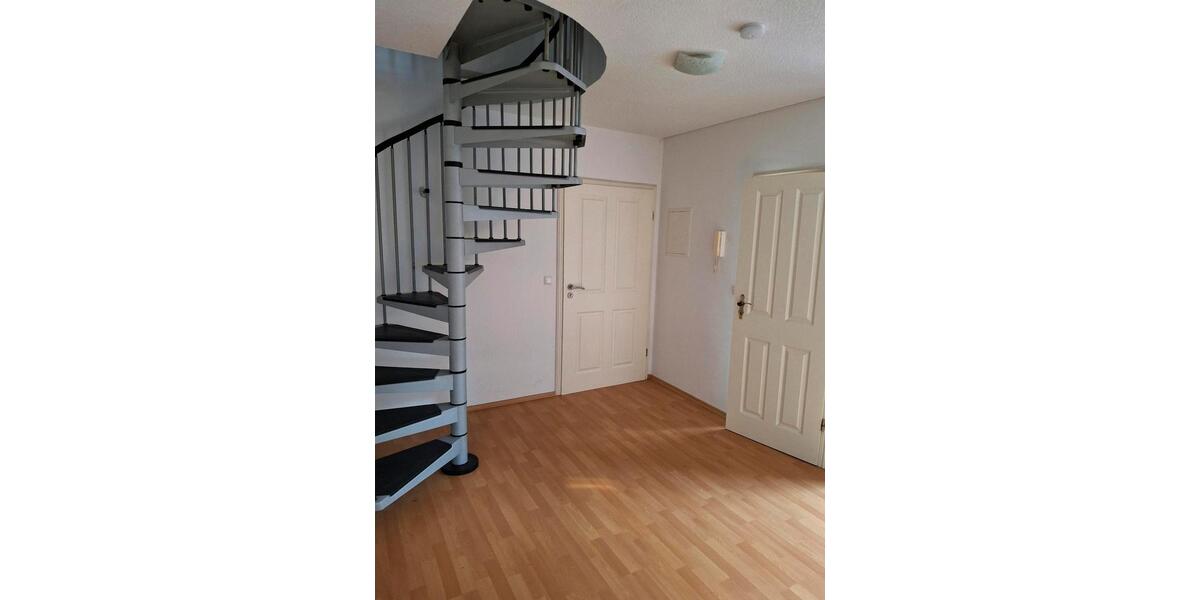 Etagenwohnung Oberaurach - 4 Zimmer, 120 m&sup2;, 175.000&euro; | Angebot:26135552