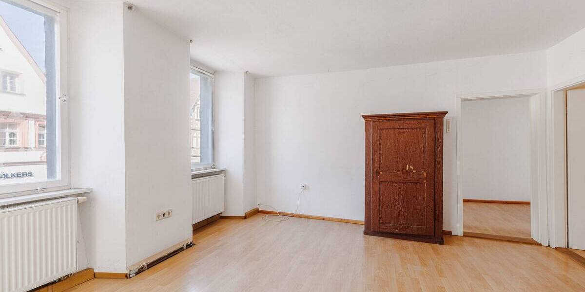 Mehrfamilienhaus, Wohnhaus Forchheim - 6 Zimmer, 130 m&sup2;, 630.000&euro; | Angebot:25692176
