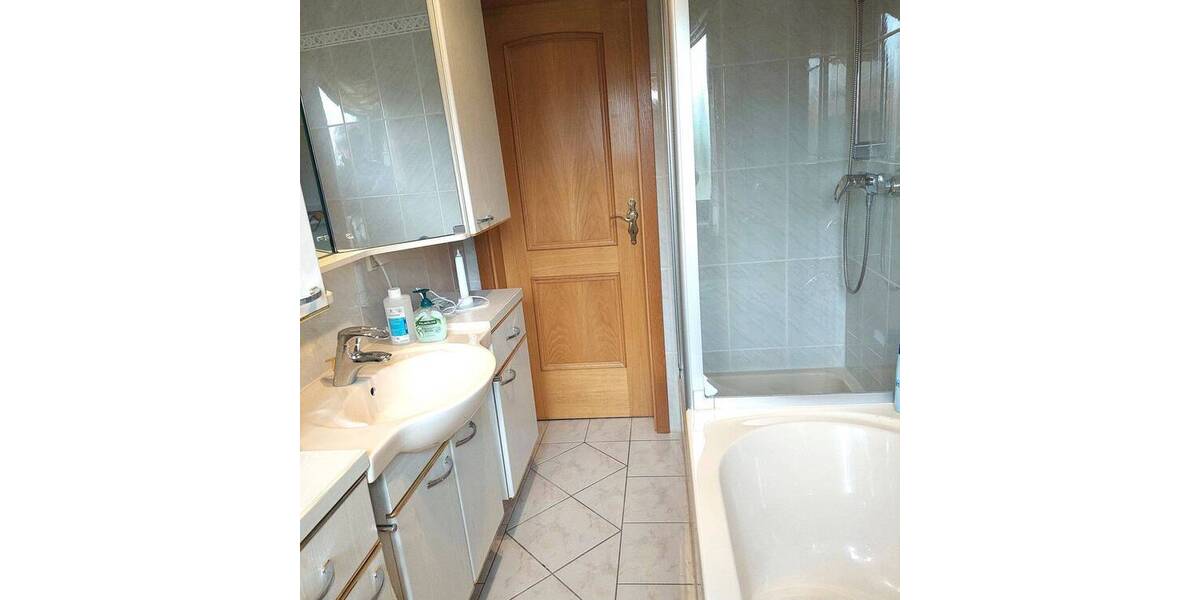 Etagenwohnung Bad Staffelstein Kümmersreuth - 3 Zimmer, 70 m&sup2;, 700&euro; | Angebot:25877241