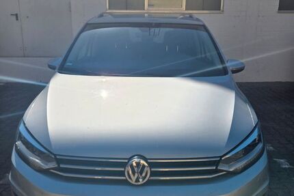 VW Touran 122.450 km 15.600 &euro; Eltmann 97483