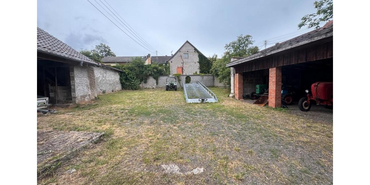 Bauernhaus, Landhaus Bamberg Gärtnerstadt - 8 Zimmer, 250 m&sup2;, 134.000&euro; | Angebot:27002001