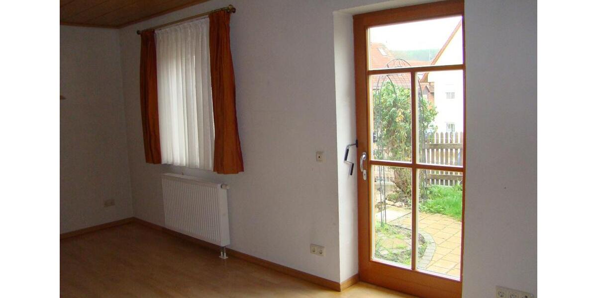 Terrassenwohnung Vestenbergsgreuth - 3 Zimmer, 91 m&sup2;, 189.000&euro; | Angebot:24123865