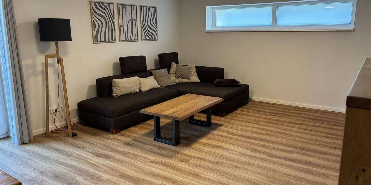 Etagenwohnung Bamberg Am Bruderwald - 3 Zimmer, 100 m&sup2;, 1.800&euro; | Angebot:26915483