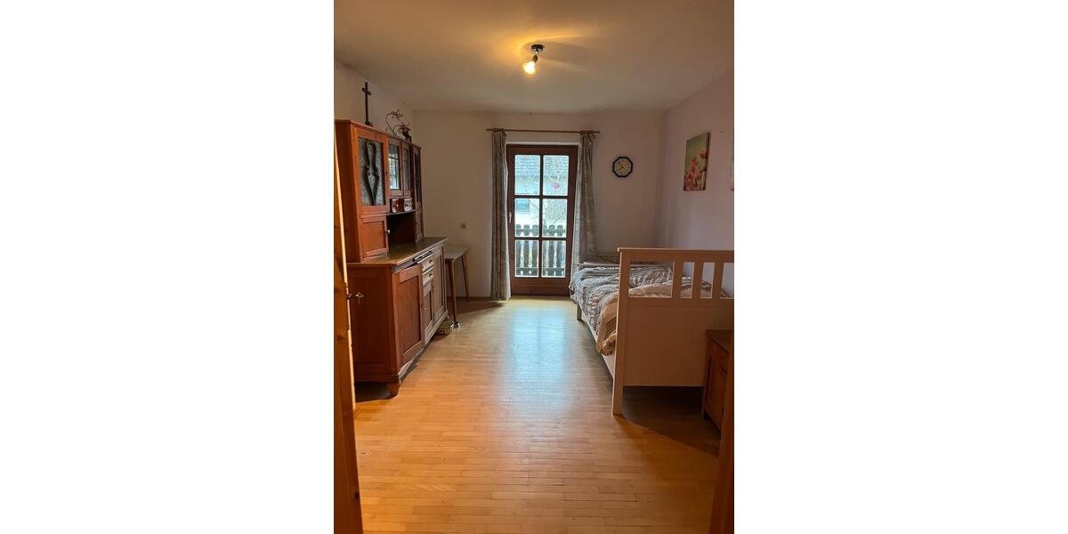 Einfamilienhaus Röttenbach - 8 Zimmer, 200 m&sup2;, 639.000&euro; | Angebot:25829906