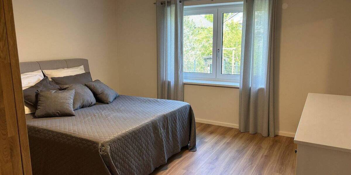 Etagenwohnung Bamberg Am Bruderwald - 3 Zimmer, 100 m&sup2;, 1.800&euro; | Angebot:26915483