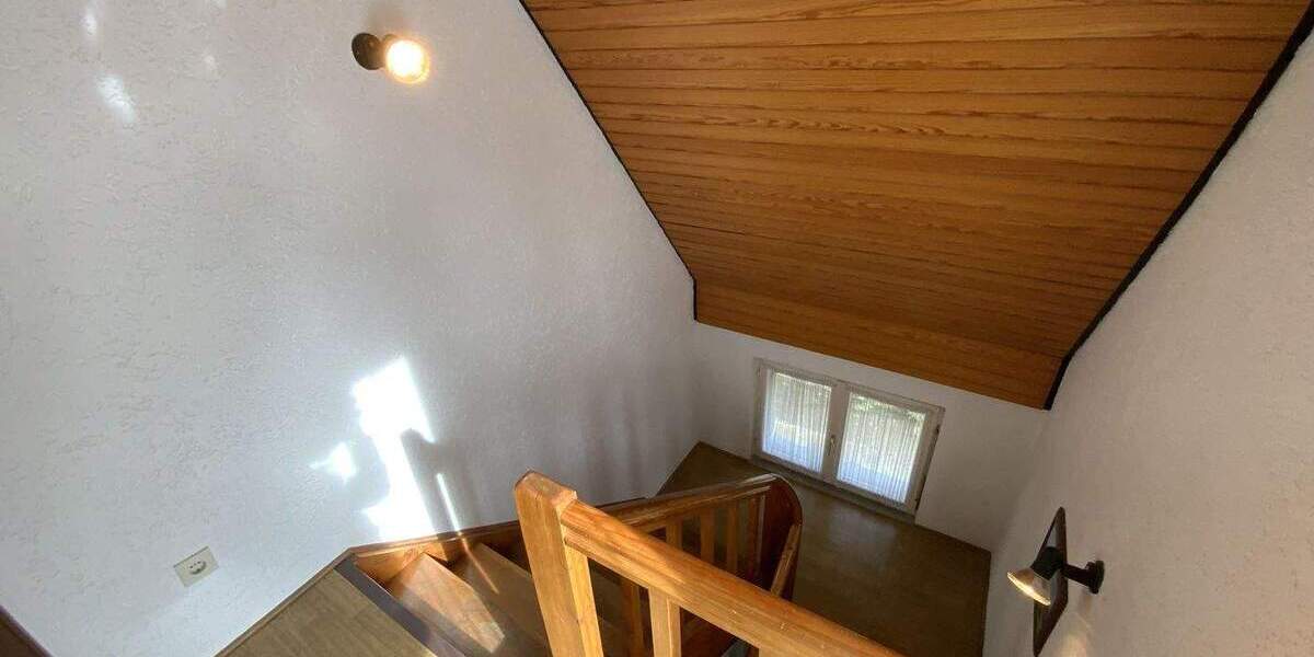 Doppelhaushälfte Ebermannstadt - 5 Zimmer, 103 m&sup2;, 325.000&euro; | Angebot:25692195