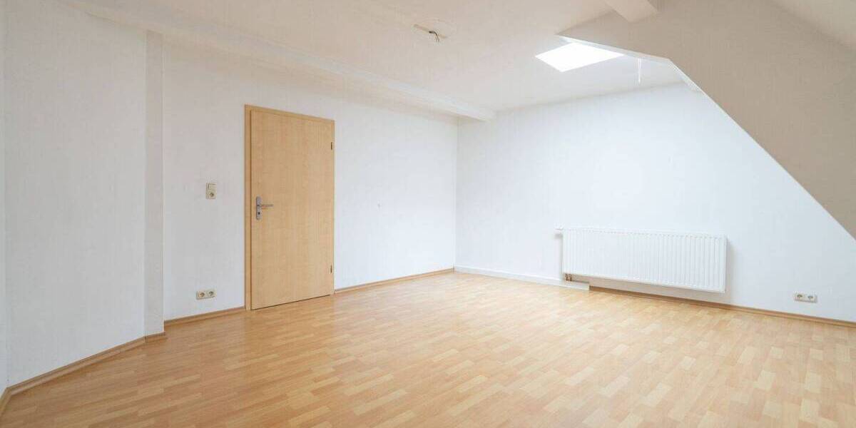 Mehrfamilienhaus, Wohnhaus Schlüsselfeld Elsendorf - 8 Zimmer, 232 m&sup2;, 420.000&euro; | Angebot:26471350