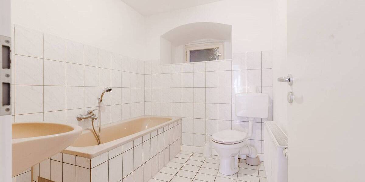 Mehrfamilienhaus, Wohnhaus Forchheim - 6 Zimmer, 130 m&sup2;, 630.000&euro; | Angebot:25692176