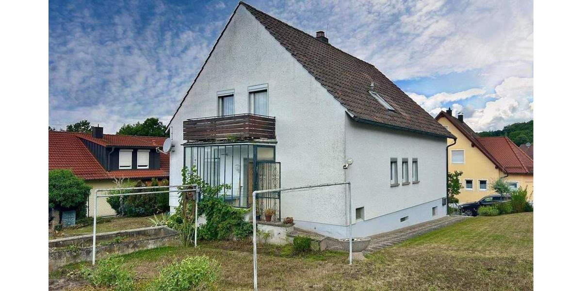 Einfamilienhaus Schlüsselfeld Aschbach - 9 Zimmer, 210 m&sup2;, 198.000&euro; | Angebot:25862875