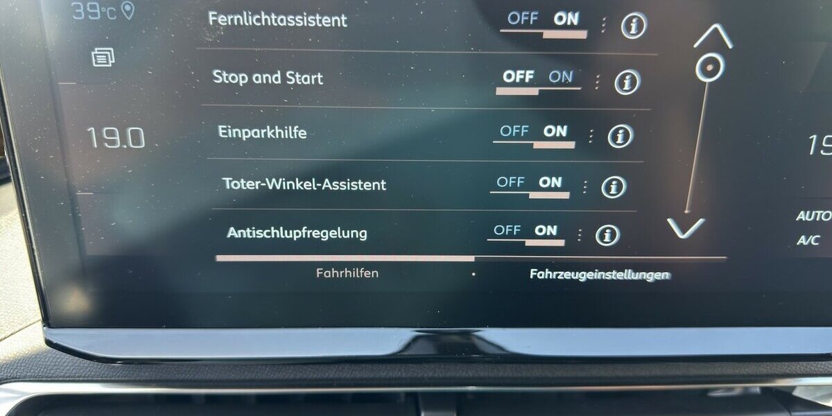 Peugeot 3008 GT *Navi/ACC/Kamera/LED/PDC/SHZG/1.Hd* 9.635 km 22.490 &euro; Bamberg 96052
