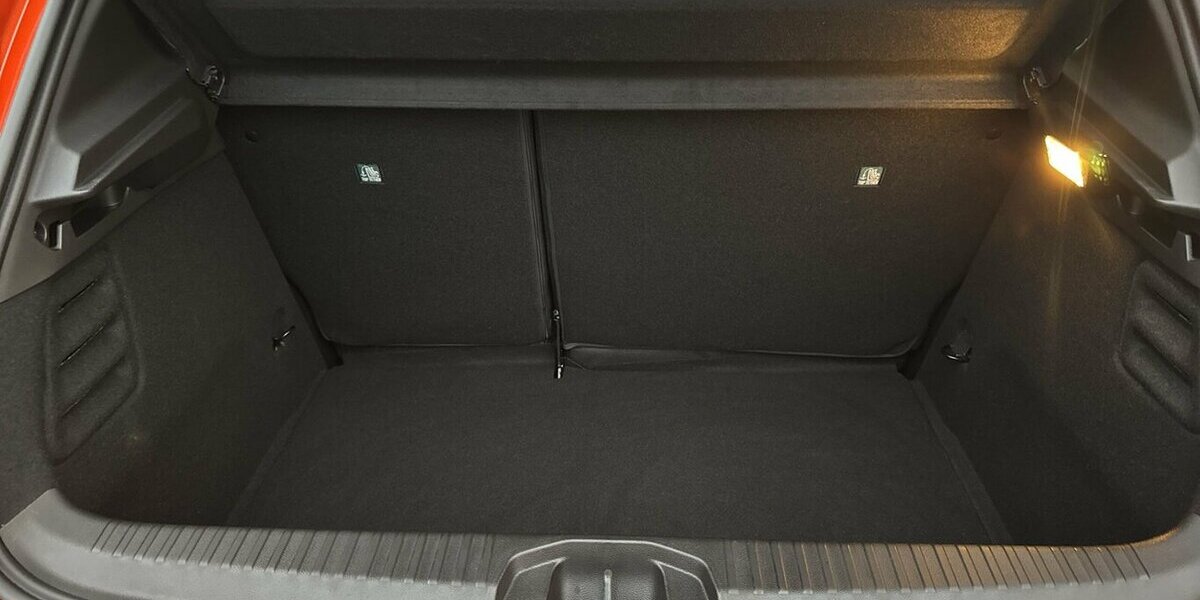 Renault Clio TCE Evolution *LED/Navi-App/Kamera/PDC/SHZG* 2.584 km 16.890 &euro; Bamberg 96052