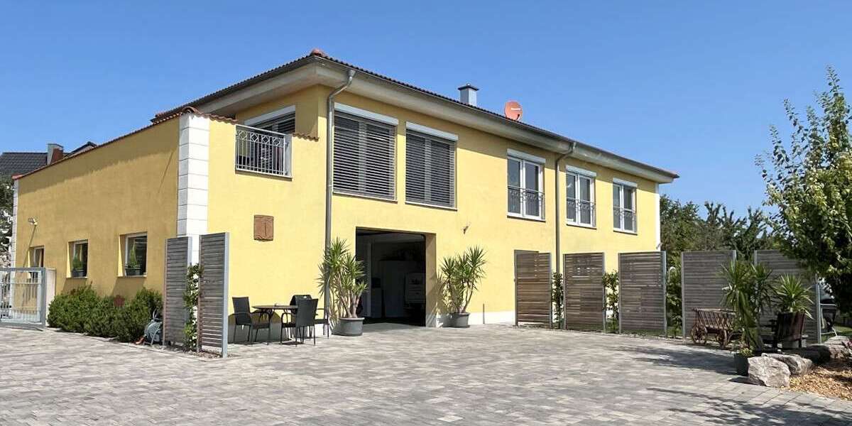 Einfamilienhaus Oberaurach - 7 Zimmer, 376 m&sup2;, 1.180.000&euro; | Angebot:23172149