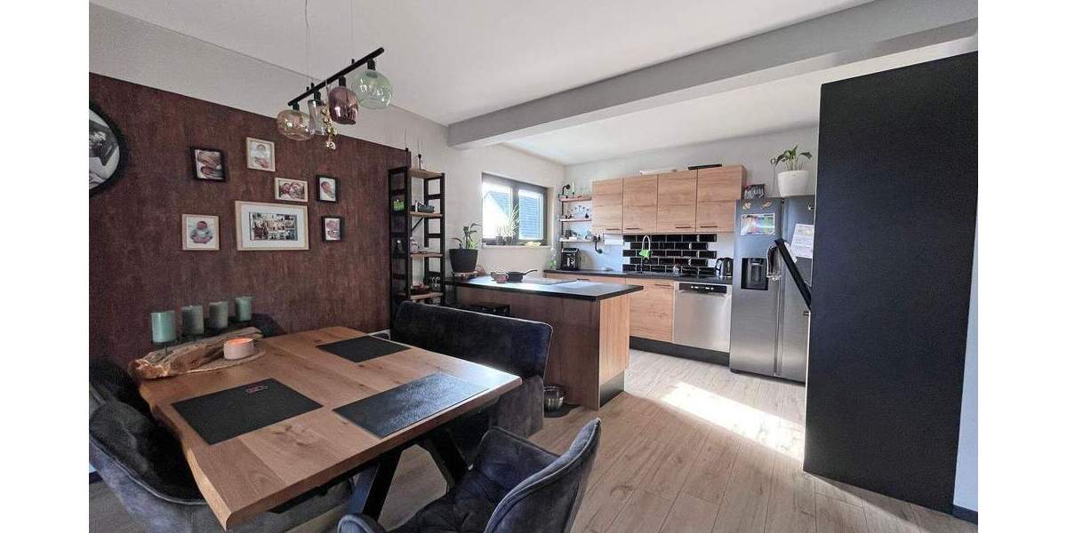 Einfamilienhaus Wachenroth - 4 Zimmer, 100 m&sup2;, 499.000&euro; | Angebot:26015960