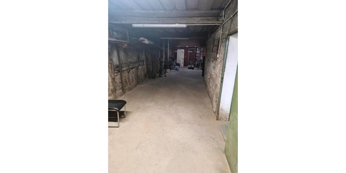 Einfamilienhaus Hallstadt - 11 Zimmer, 450 m&sup2;, 2.000&euro; | Angebot:21621278