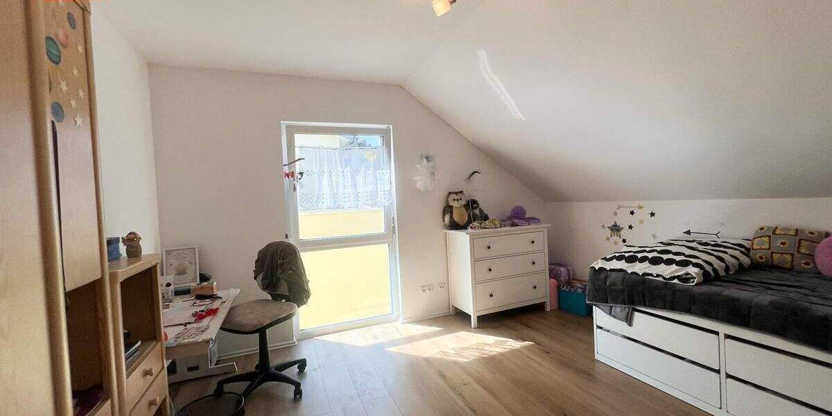 Einfamilienhaus Burgwindheim - 5 Zimmer, 150 m&sup2;, 460.000&euro; | Angebot:25769092